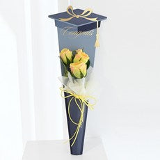 Sijeongwon Johwa Haksamo Joleop Chukha Rose Kkotdabal , Yellow , 1 Pack (도시정원 조화 학사모 졸업 축하 장미 꽃다발, 옐로우, 1개)