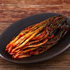 Yesodam Spicy Silbi Pa Kimchi , 500 g, 1 Pack (예소담 매운 실비 파김치, 500g, 1개)