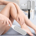 Teuri Seuteinriseu Yang Noodles Balgakjiljegeogi 1+1 Set Hwateu + Beulraek (트리 스테인리스 양 발각질제거기 화트 블랙)