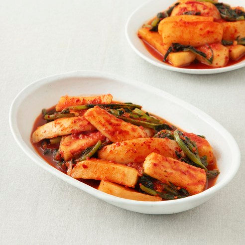 Paenghyeonsukchoeyangrak Tasty Yetnal Kimchi Chonggak Kimchi , 5 kg, 1 Pack (팽현숙최양락의맛있는옛날김치 총각김치, 5kg, 1개)
