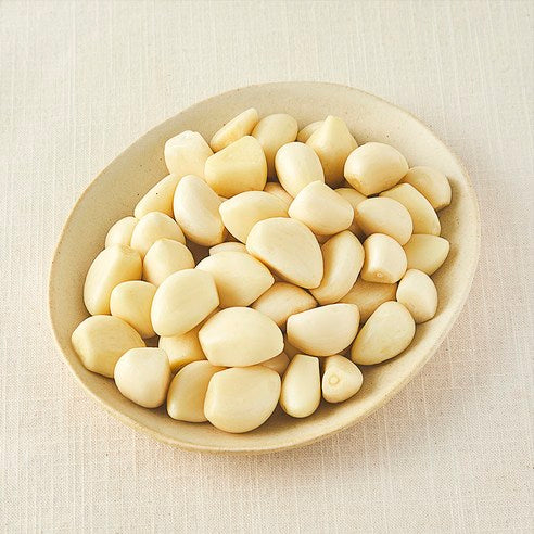 Domestic Eco-friendly Kkokjijegeo Kkan Garlic , 200 g, 1 Pack (국내산 친환경 꼭지제거 깐마늘, 200g, 1개)