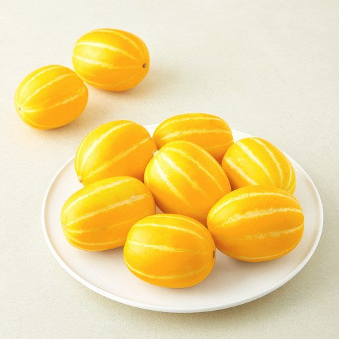 Heukmi 11 brix Watermelon , 5 kg Sang , 1 Pack (곰곰 성주 당도선별 실속 미니참외 8~12입, 1개, 2kg)