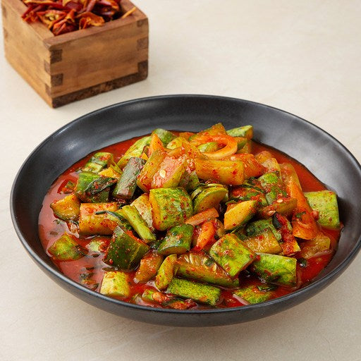 Sinyeongsikpum Jeongdameun Cucumber Kkakdugi , 2 kg, 1 Bag (신영식품 정담은)