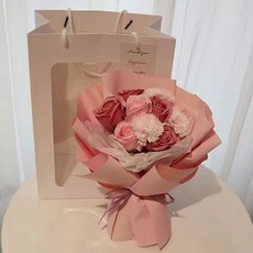 Angpeulraenteu Rose Kkotdabal Peu Packets Jeu Buke Johwa + Syopingbaek Set , Pink ( Johwa ), 1 Set (앙플랜트 장미 꽃다발 프로포즈 부케 조화 + 쇼핑백 세트, 핑크(조화), 1세트)