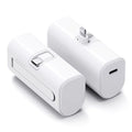Mini Chehyeong Ginaeyong Kinghyeong Bojo Pear Teori 5000 USB-C 8 Pin , White (미니 일체형 기내용 도킹형 보조배터리 5000 C타입 8핀, 화이트)