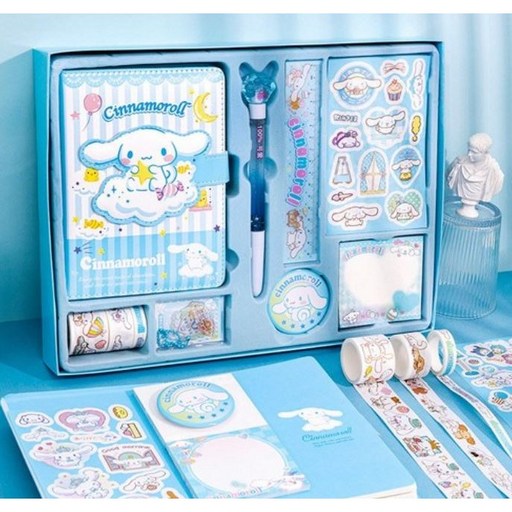 Seonmulyong Sanrio Daeori Kkumigi Set Rice Cake Momeji Seutikeo Ja Kiring Makingtepeu Bolpen Betji Guseong , 1 Pack , Sinamorol (선물용 산리오 다어리 꾸미기 모메지 스티커 자 키링 마킹테프 볼펜 벳지 구성 시나모롤)