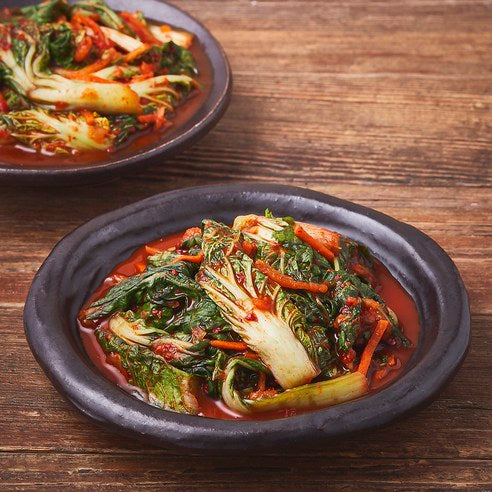 Mosan Kimchi Gatdamgeun Siwon Bori Eolgal Kimchi , 1.5 kg, 1 Pack (모산김치 갓담근 시원한 보리 얼갈이 김치, 1.5kg, 1개)