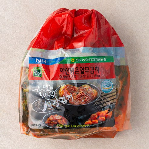 Nonghyup Seon Sheets Asanmalkeunyeolmu Kimchi , 1.5 kg, 1 Pack (농협 선장 아산맑은열무김치, 1.5kg, 1개)