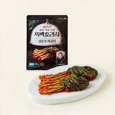 Bibigo Heukbaekyorisa Sul Bit Yunjumo Syepeu Namsik Pa Kimchi , 300 g, 1 Pack (비비고 흑백요리사 술 빚는 윤주모 셰프 남도식 파김치, 300g, 1개)